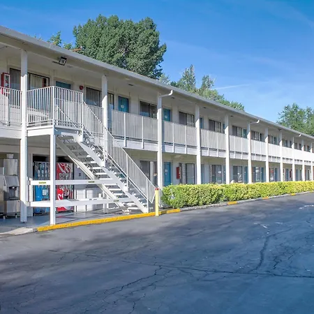 Motel 6-Bishop, Ca